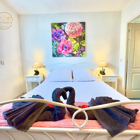 Holiday home Les Lauriers -3 Chambres, Climatisation, Terrasse, Jardin, Bbq & Plancha- Sudsejourconciergerie *