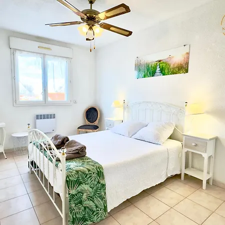 Les Lauriers -3 Chambres, Climatisation, Terrasse, Jardin, Bbq & Plancha- Sudsejourconciergerie Holiday home