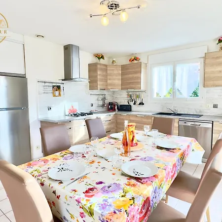 Feriehus Les Lauriers -3 Chambres, Climatisation, Terrasse, Jardin, Bbq & Plancha- Sudsejourconciergerie